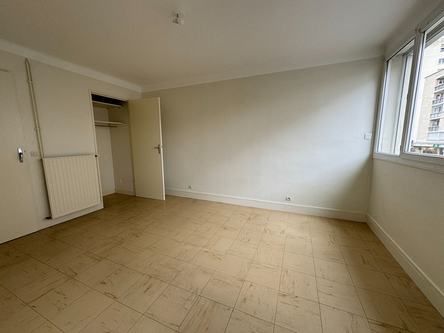 Flat Rue Saint-Jean in Caen