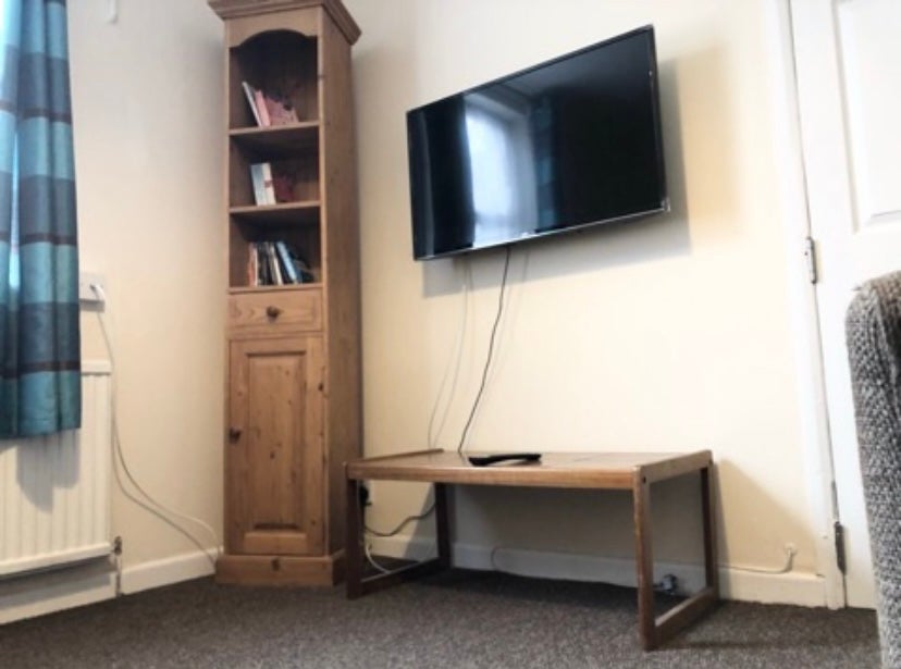 Room Edward Road in Southampton