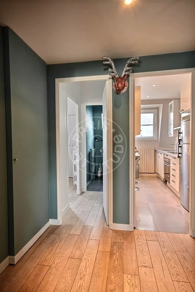 Appartement Rue de la Trémoille à Paris