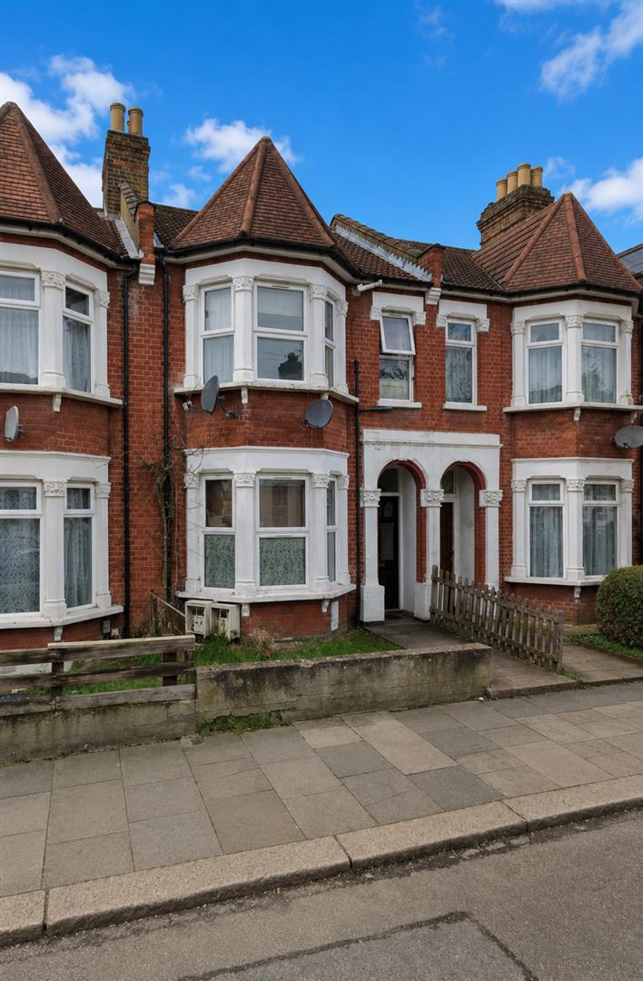 Flat Handsworth Road in Greater London