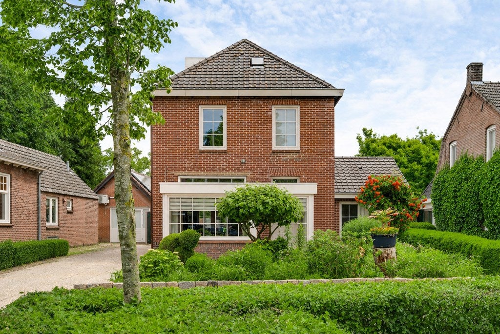 Huis Locht 71 in Veldhoven