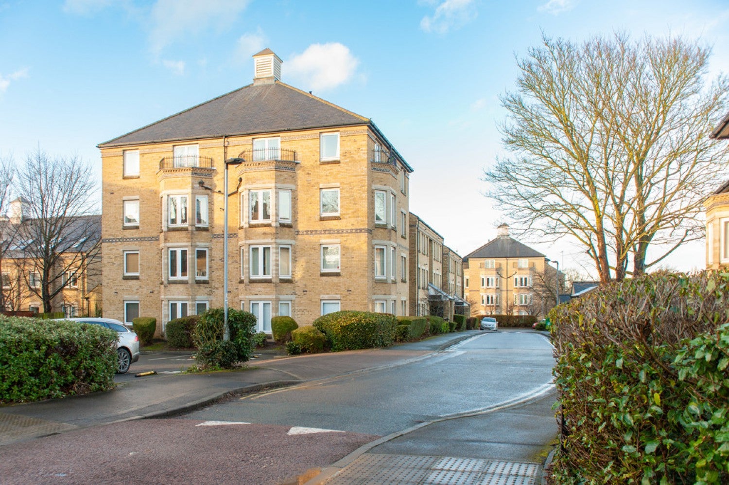 Flat Olympian Court in York