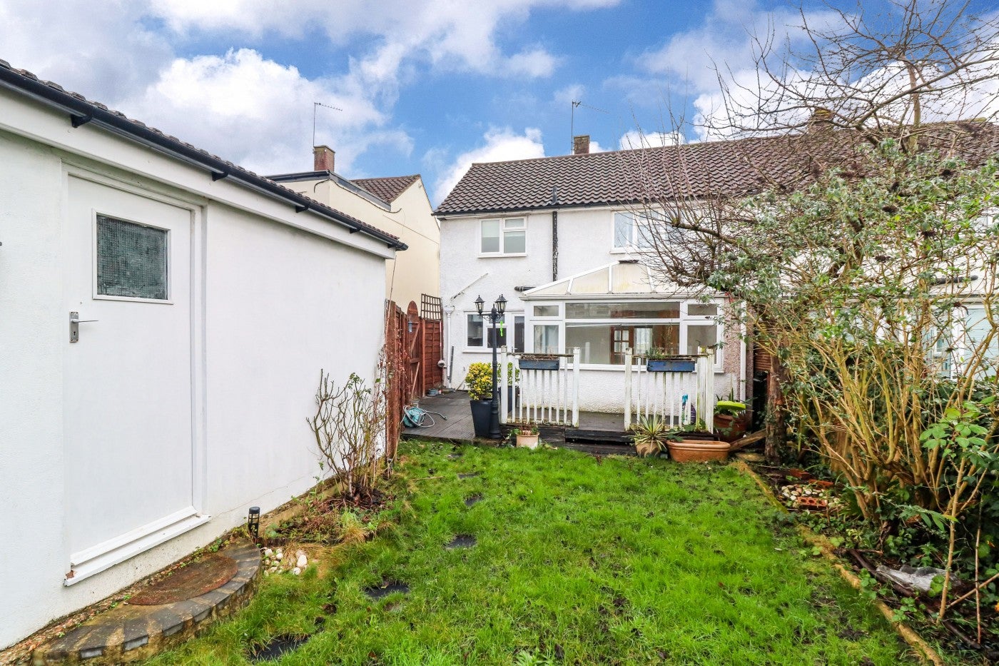 House Newnham Avenue in Greater London