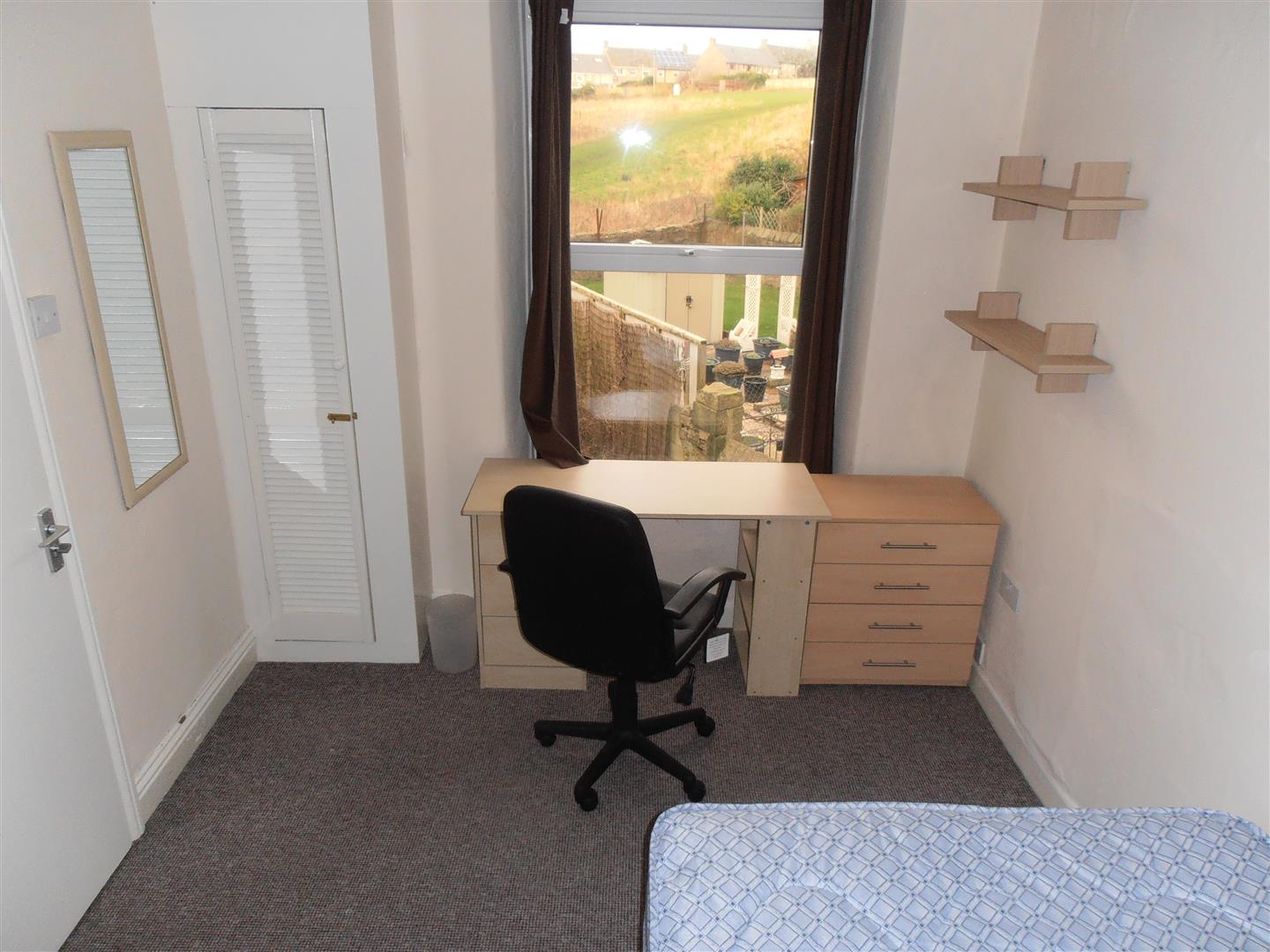 Room Borrowdale Road in Lancaster