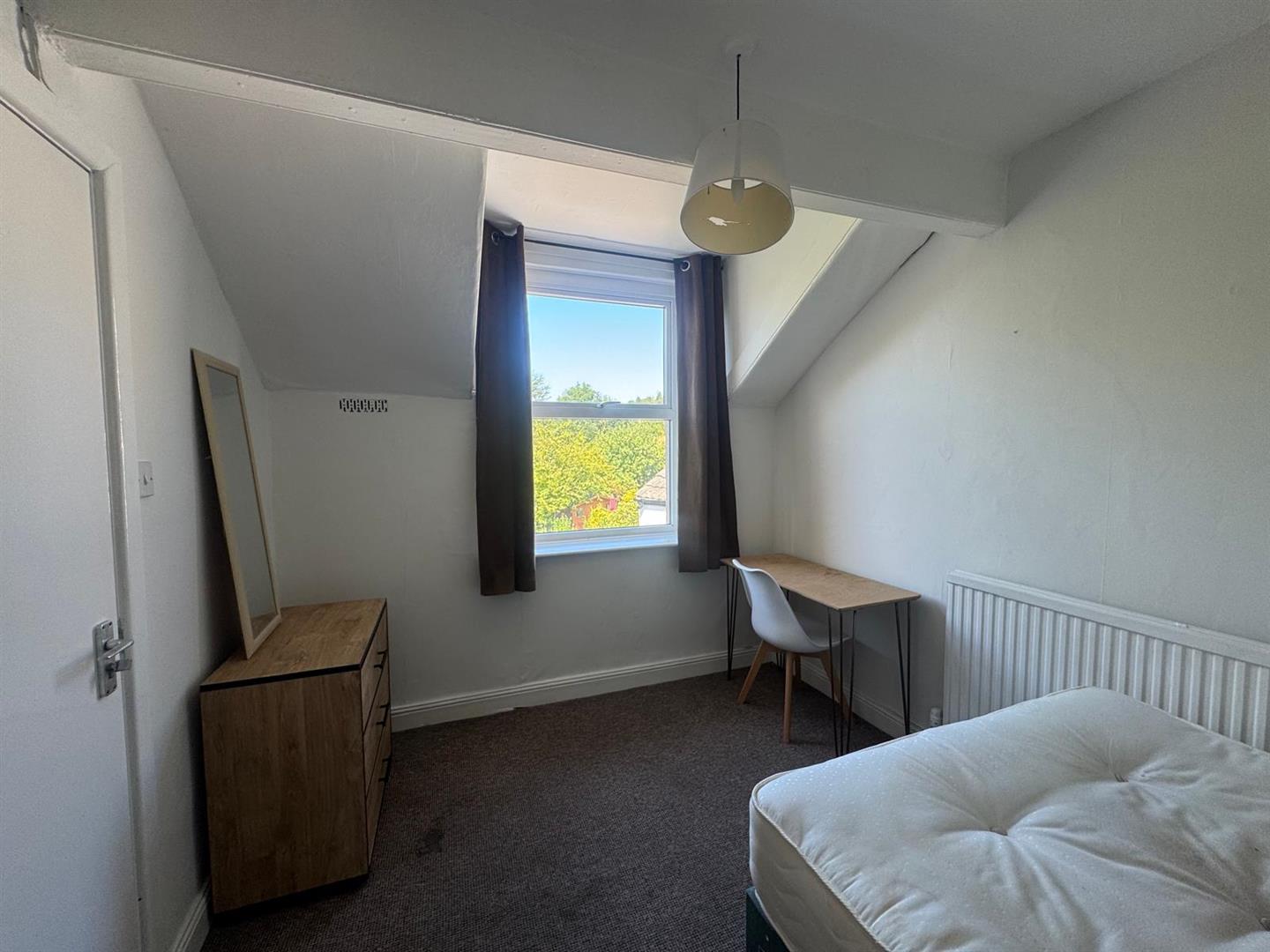 Room Borrowdale Road in Lancaster