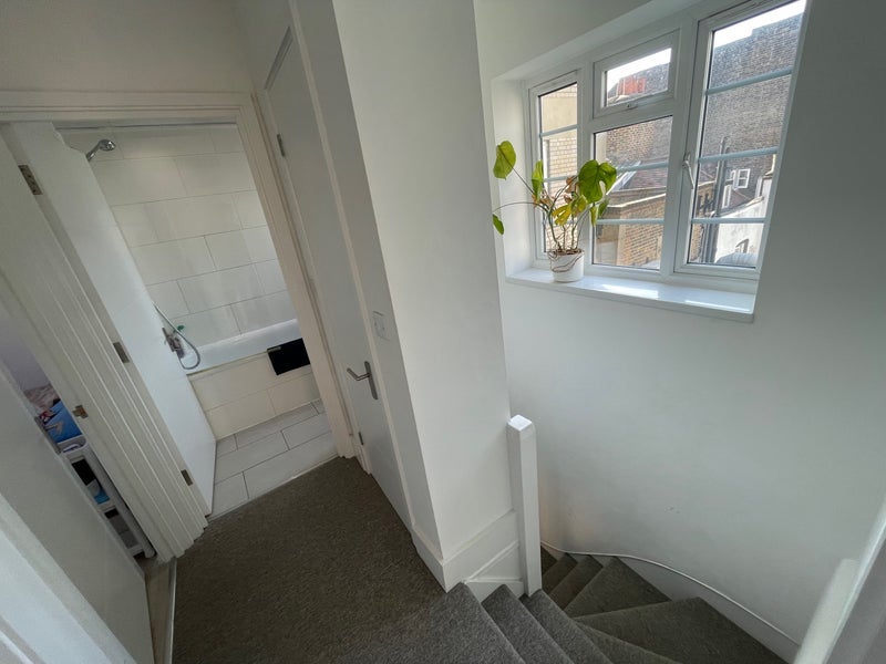 Room Upper Street in Greater London