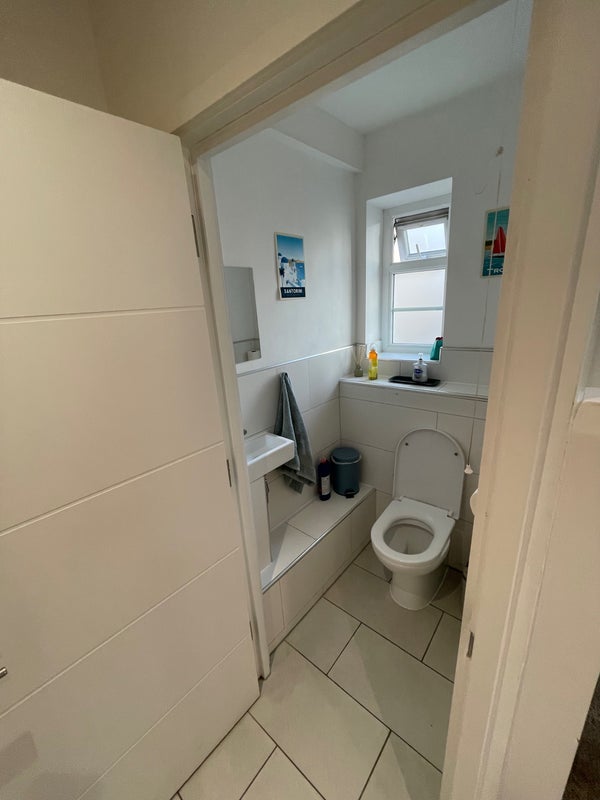 Room Upper Street in Greater London