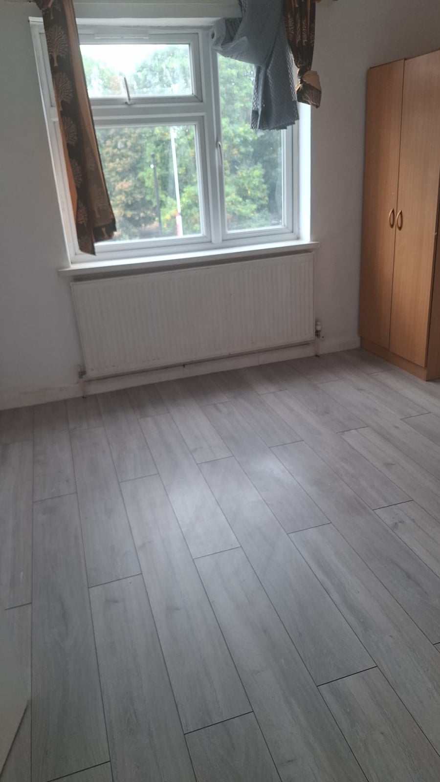 Flat Uxbridge Road in Greater London