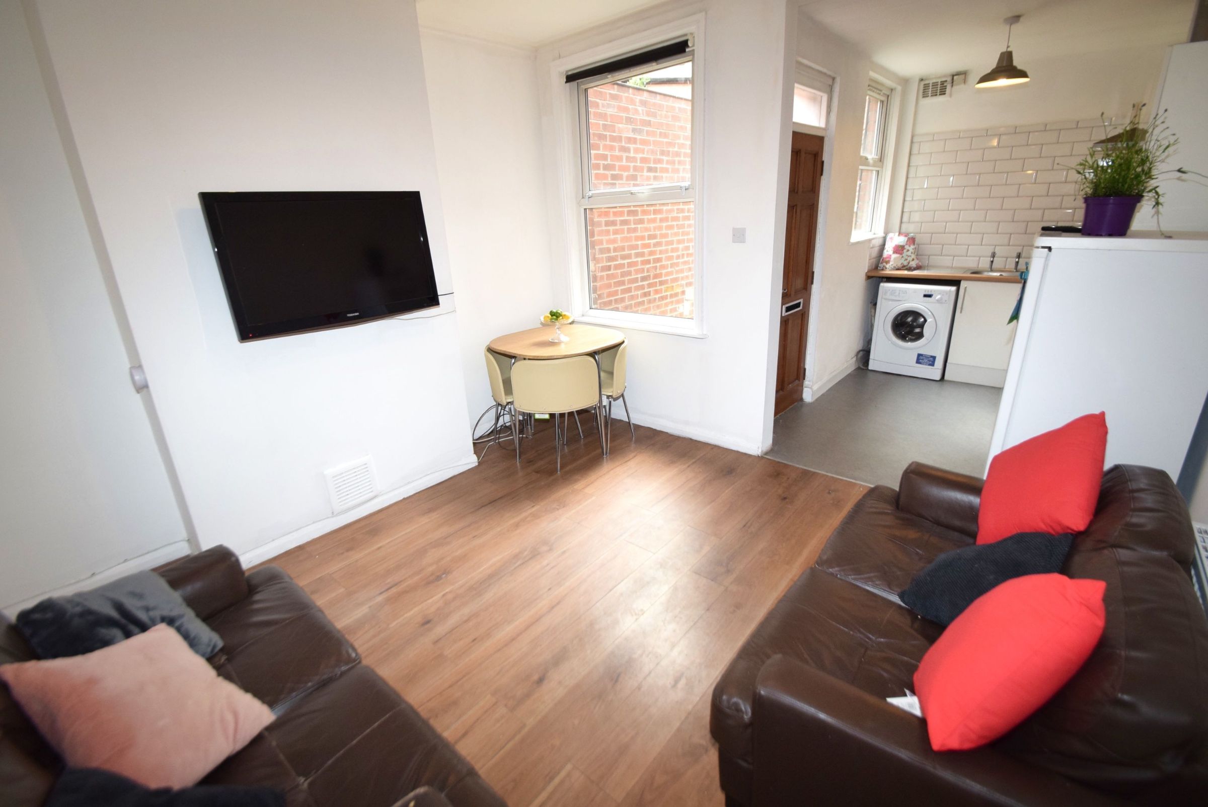 Flat Harefield Road in Sheffield