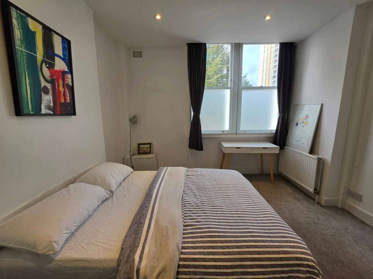 Flat Stockwell Green in Greater London
