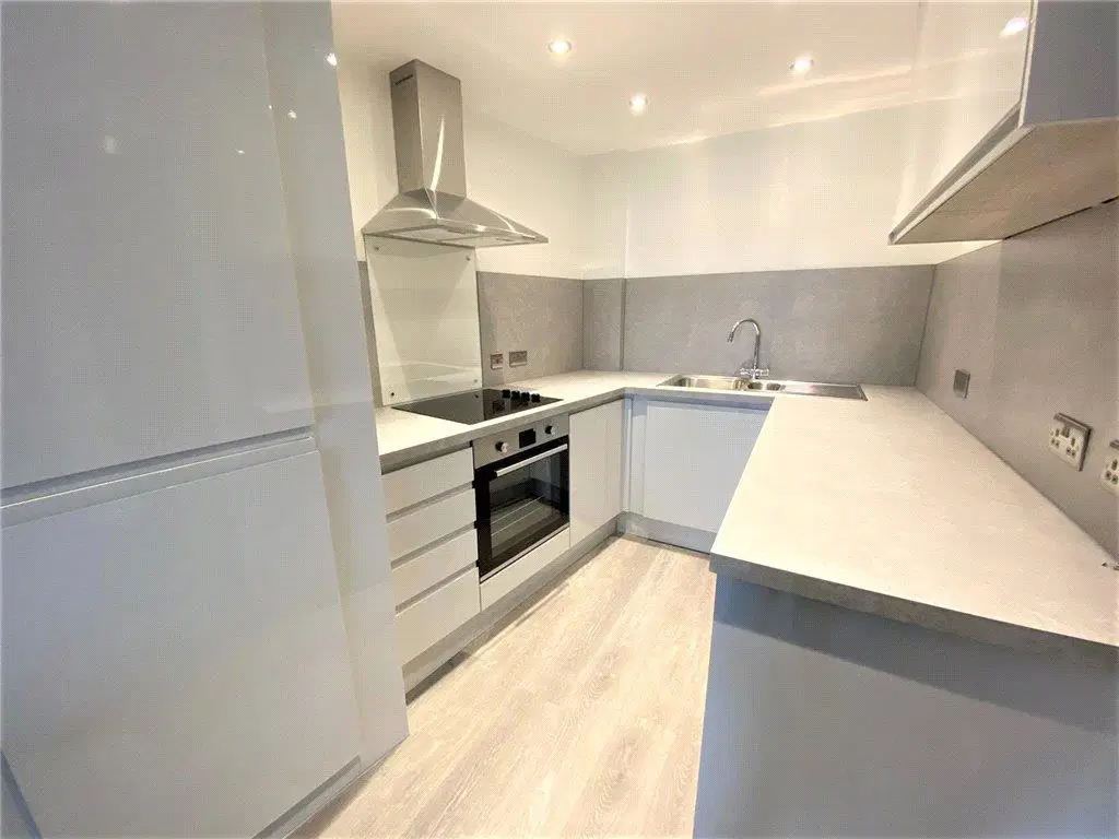 Flat West Orchard Way in Coventry