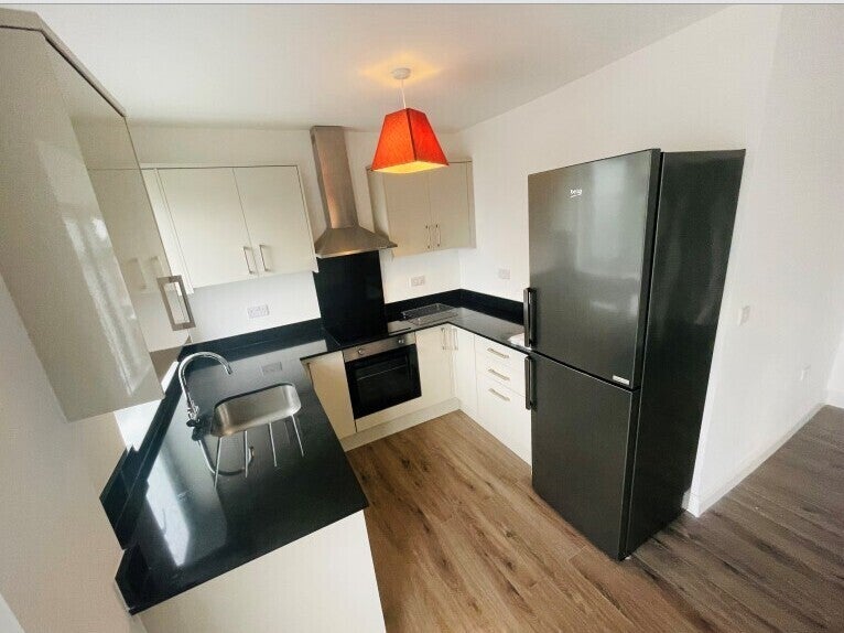 Flat Wilmslow Road in Stockport