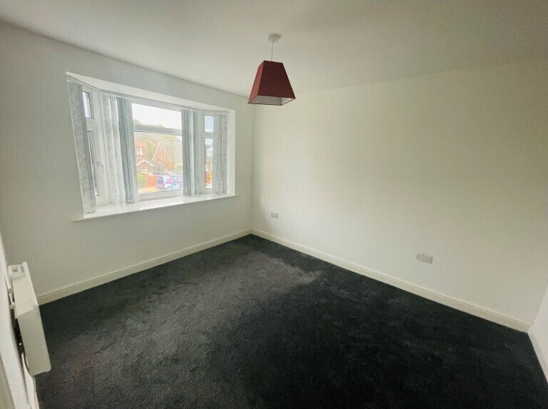 Flat Wilmslow Road in Stockport
