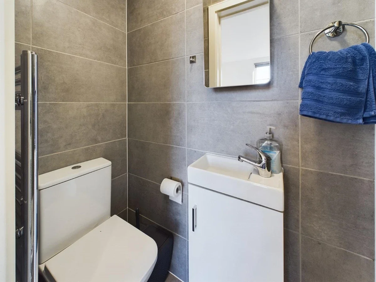 Room Brooke Road in Greater London