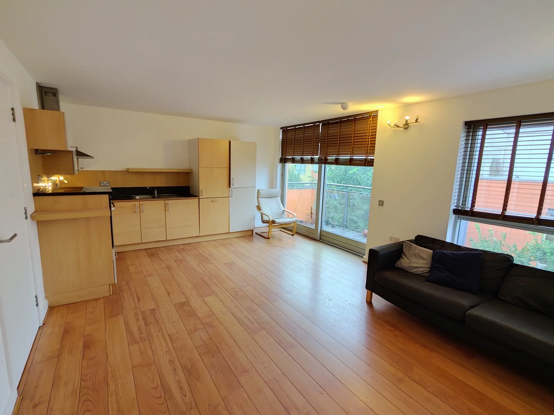 Flat West Parkside in Greater London