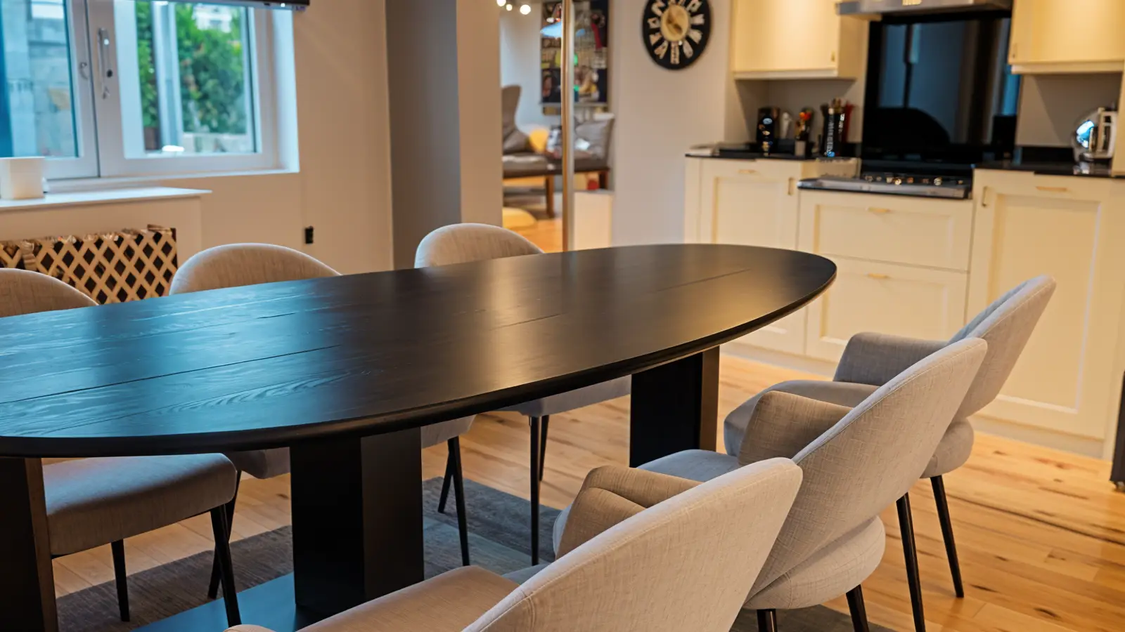 Flat Osprey Close in Greater London