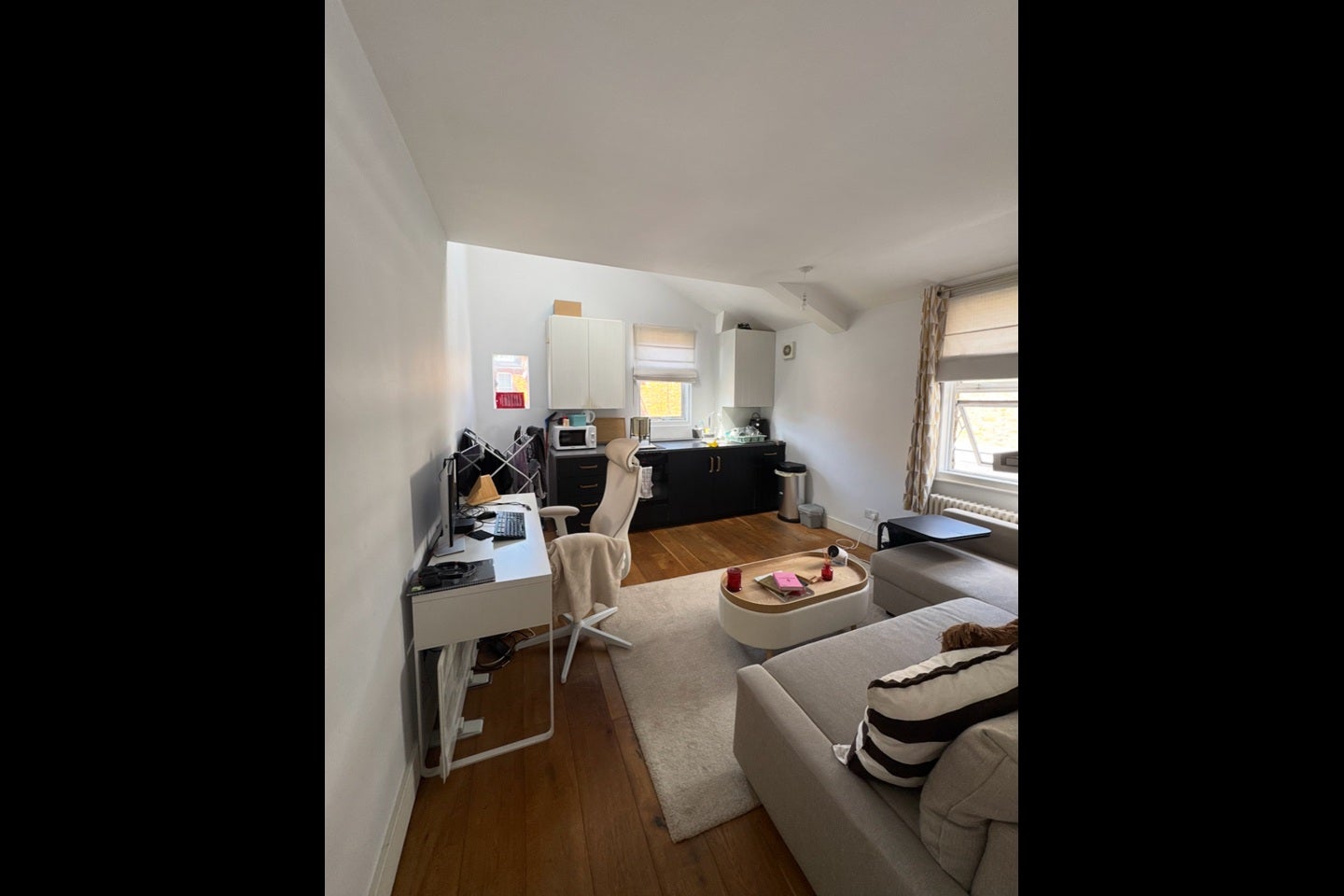Flat Ormiston Grove in Greater London