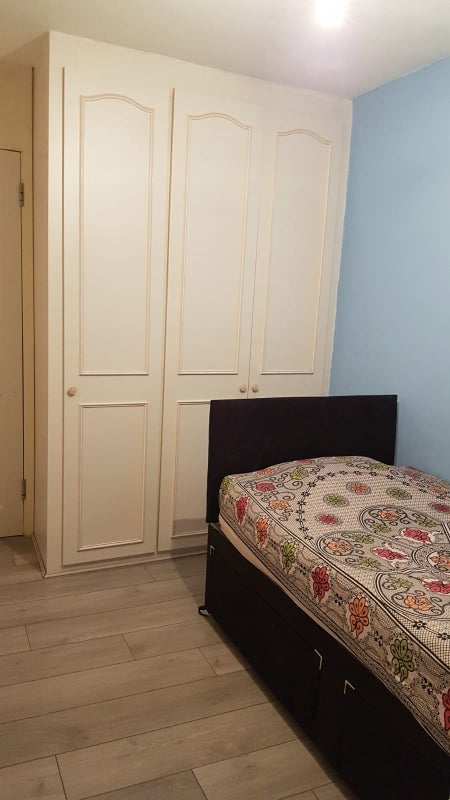Room Latchetts Shaw in Basildon