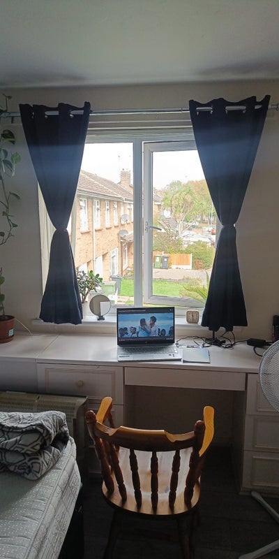 Room Latchetts Shaw in Basildon