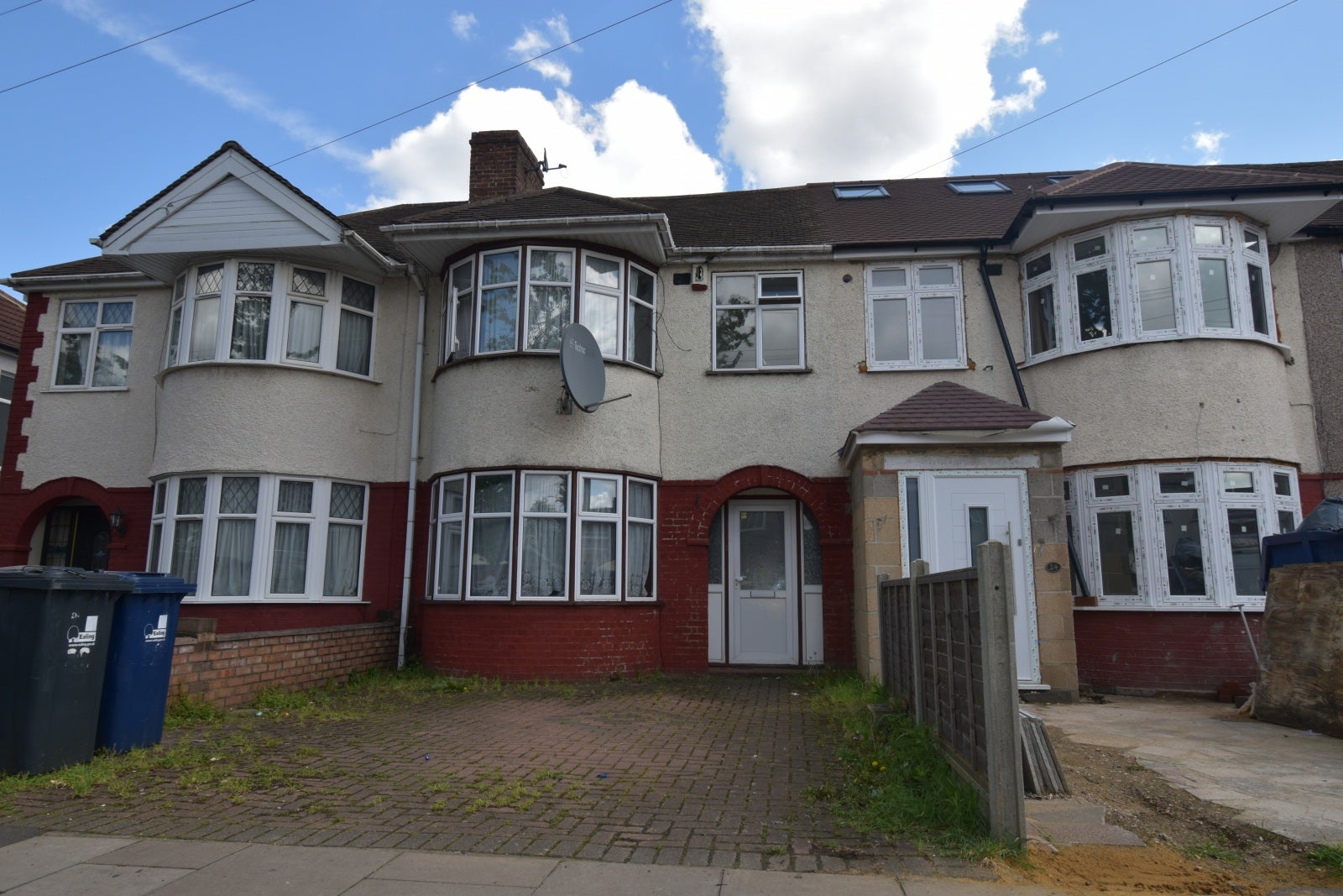House Keble Close in Greater London