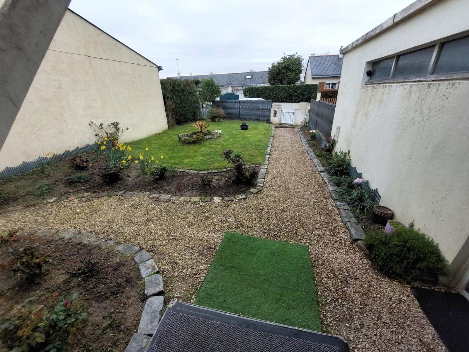 Maison Rue du Bellay à Le Plessis-Macé