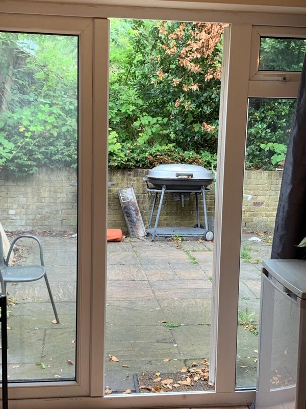 Room Lynton Road in Greater London