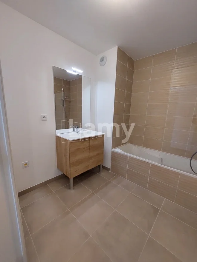 Flat Route de Montfavet in Avignon