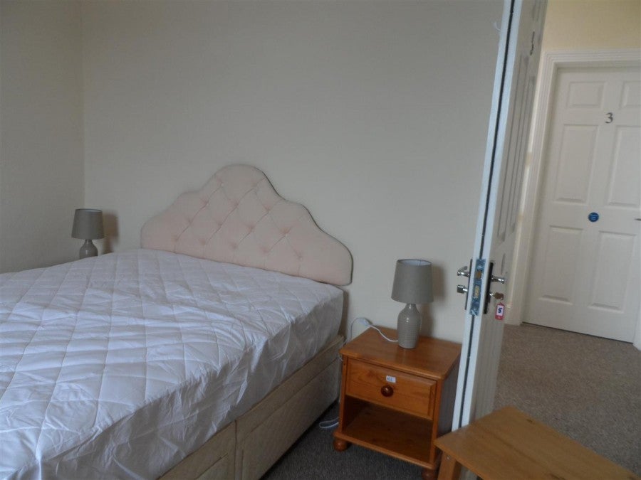 Room High Street in Chard