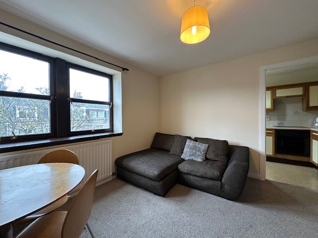 Flat Union Grove in Aberdeen City