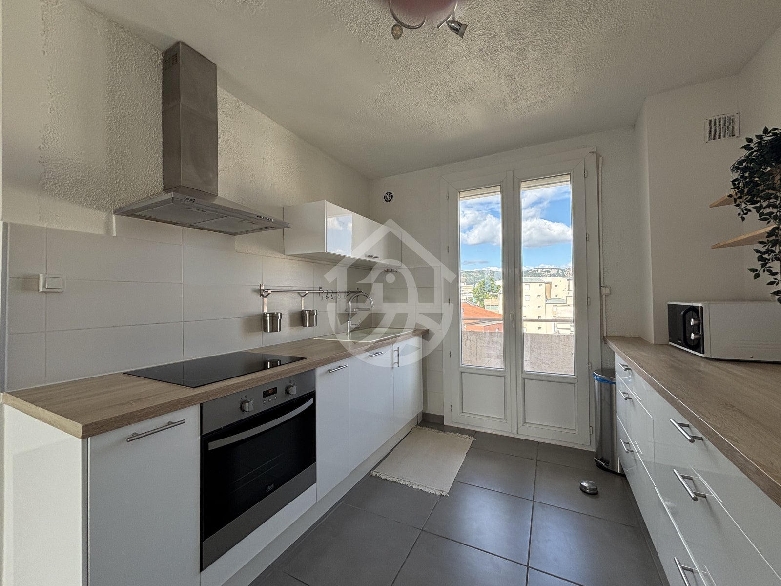 Flat Rue Denis Papin in Valence