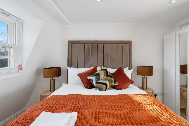 Flat Westbourne Terrace in City of Westminster