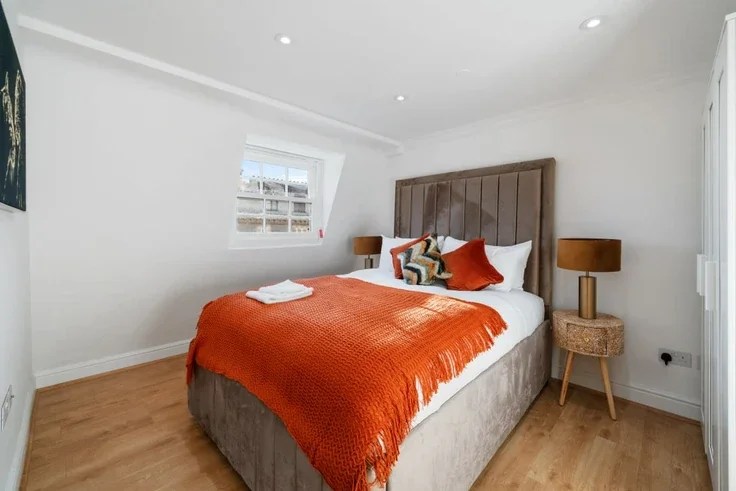 Flat Westbourne Terrace in City of Westminster