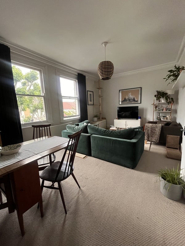 Room Earlham Grove in Greater London