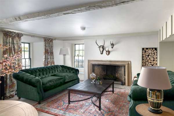 House Bath Road in Monkton Farleigh