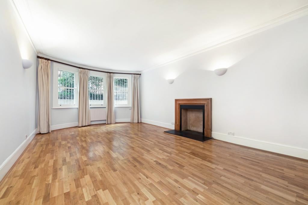 House Bramham Gardens in Greater London