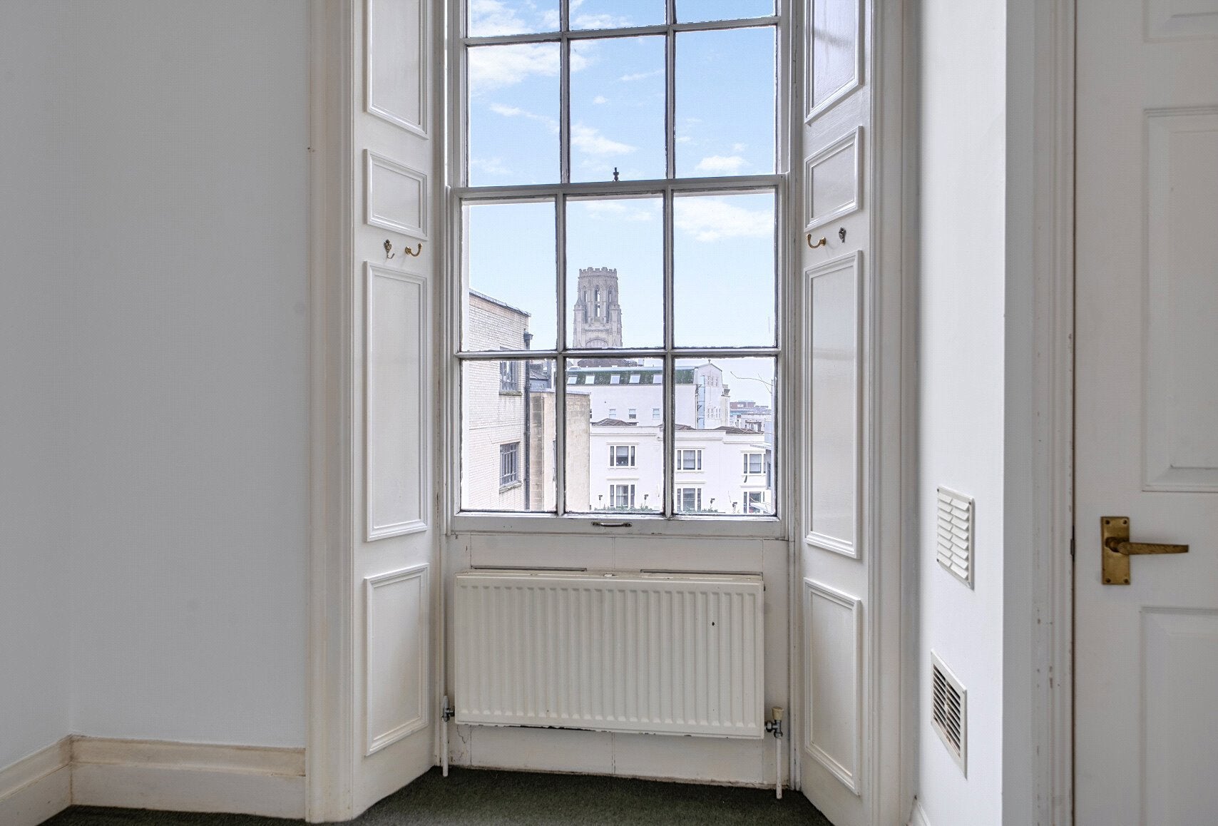 Flat Triangle South in Bristol