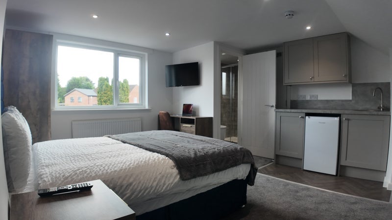Room Norton Hill Drive in Coventry