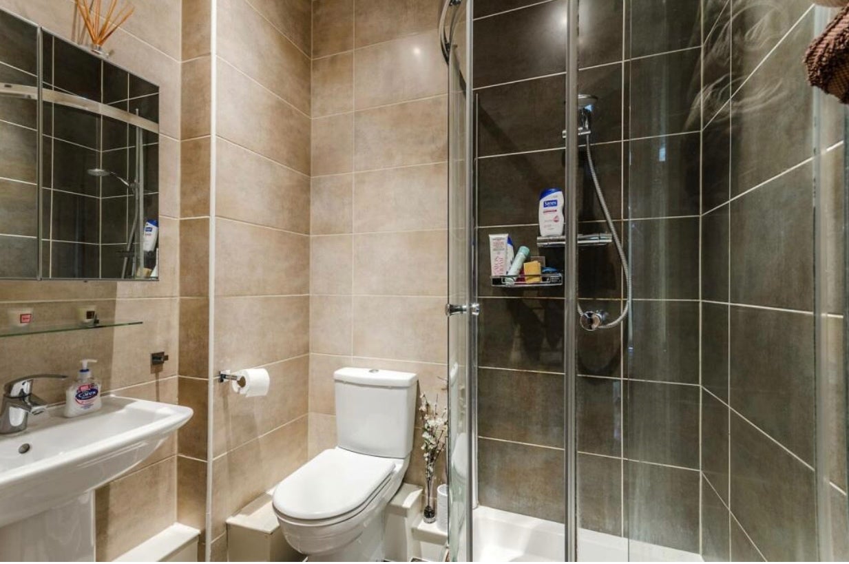 Flat Honor Oak Rise in Greater London
