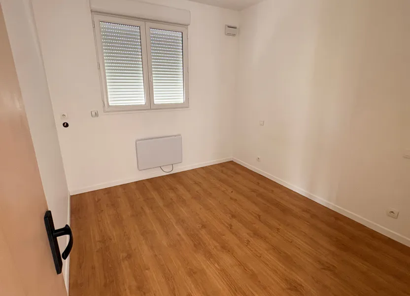 Appartement Rue des Berges de Seine à Le Coudray-Montceaux