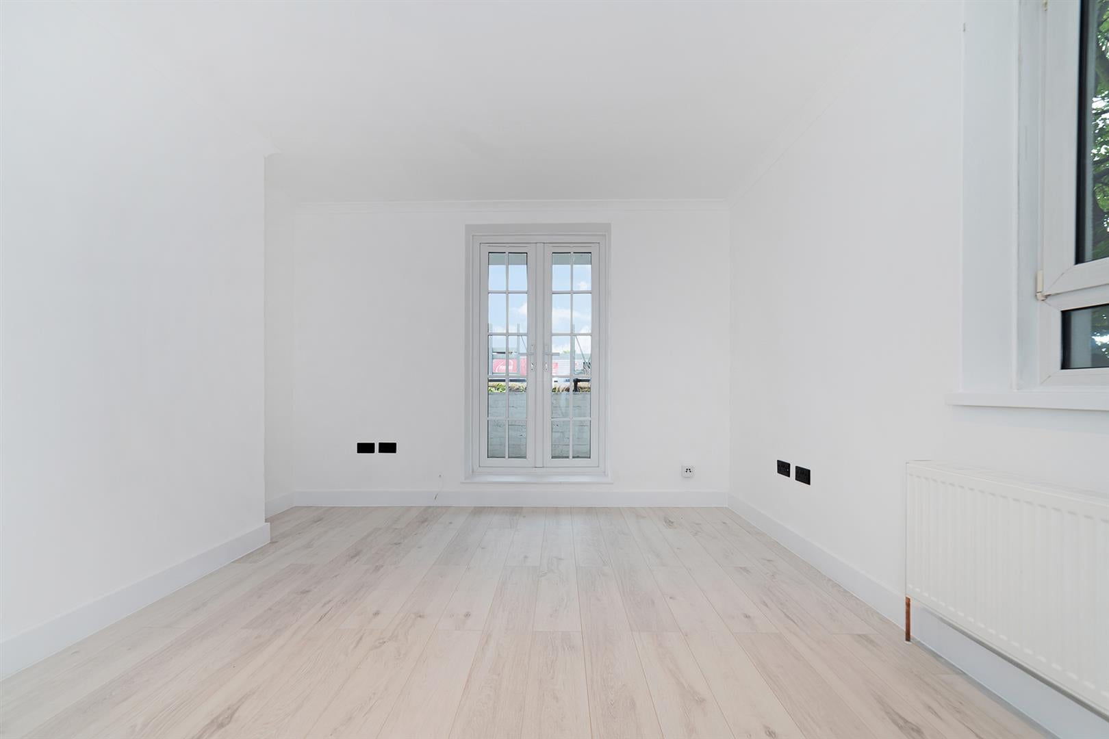 Flat Hendre Road in Greater London