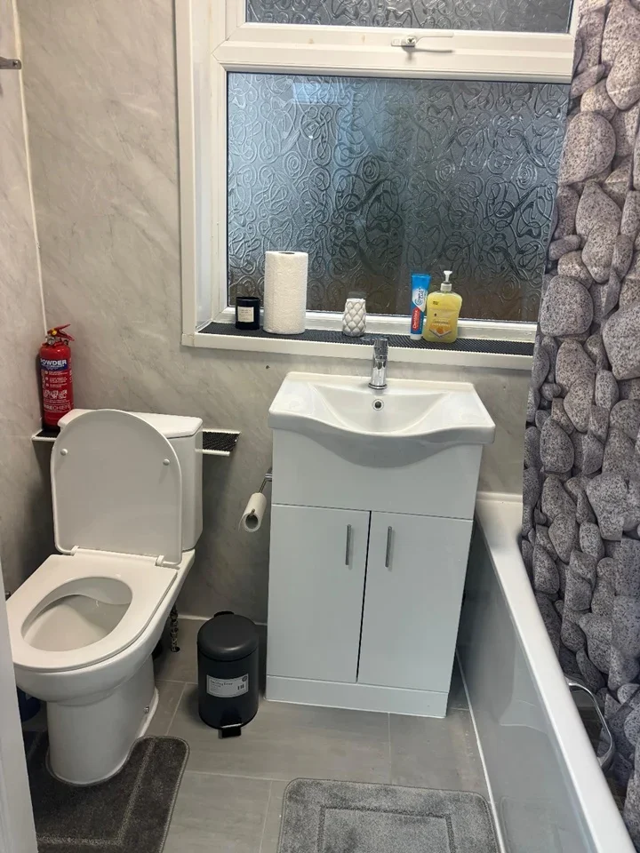Flat Everton Drive in Greater London