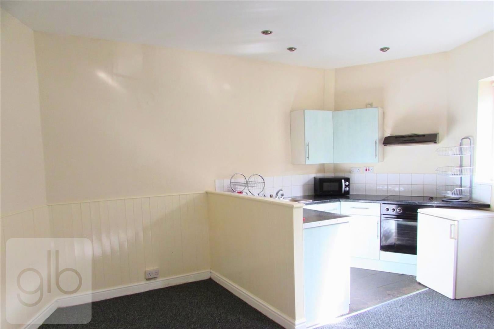 Flat Bolingbroke Road in Coventry