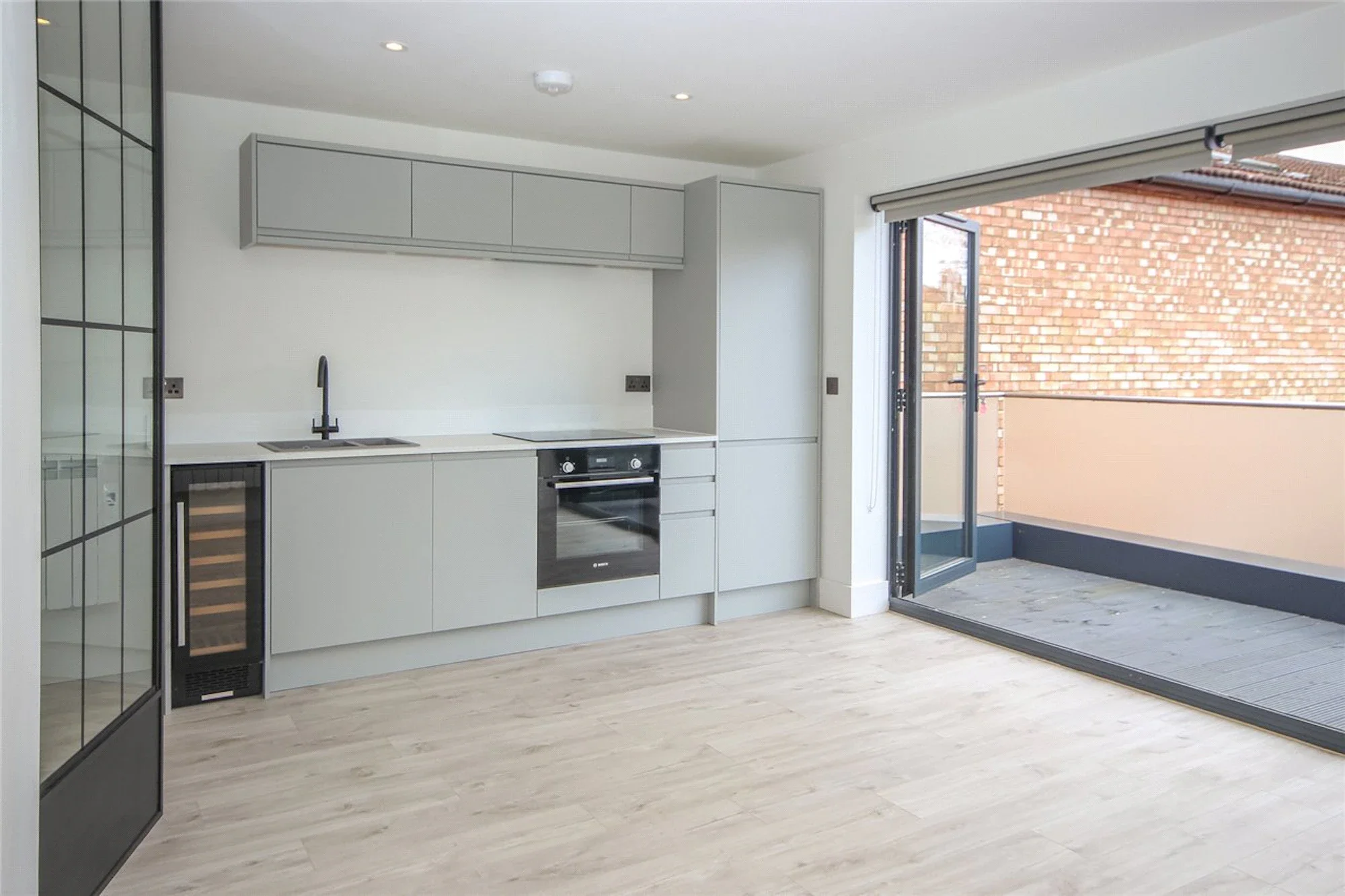 Flat Hatfield Road in St Albans