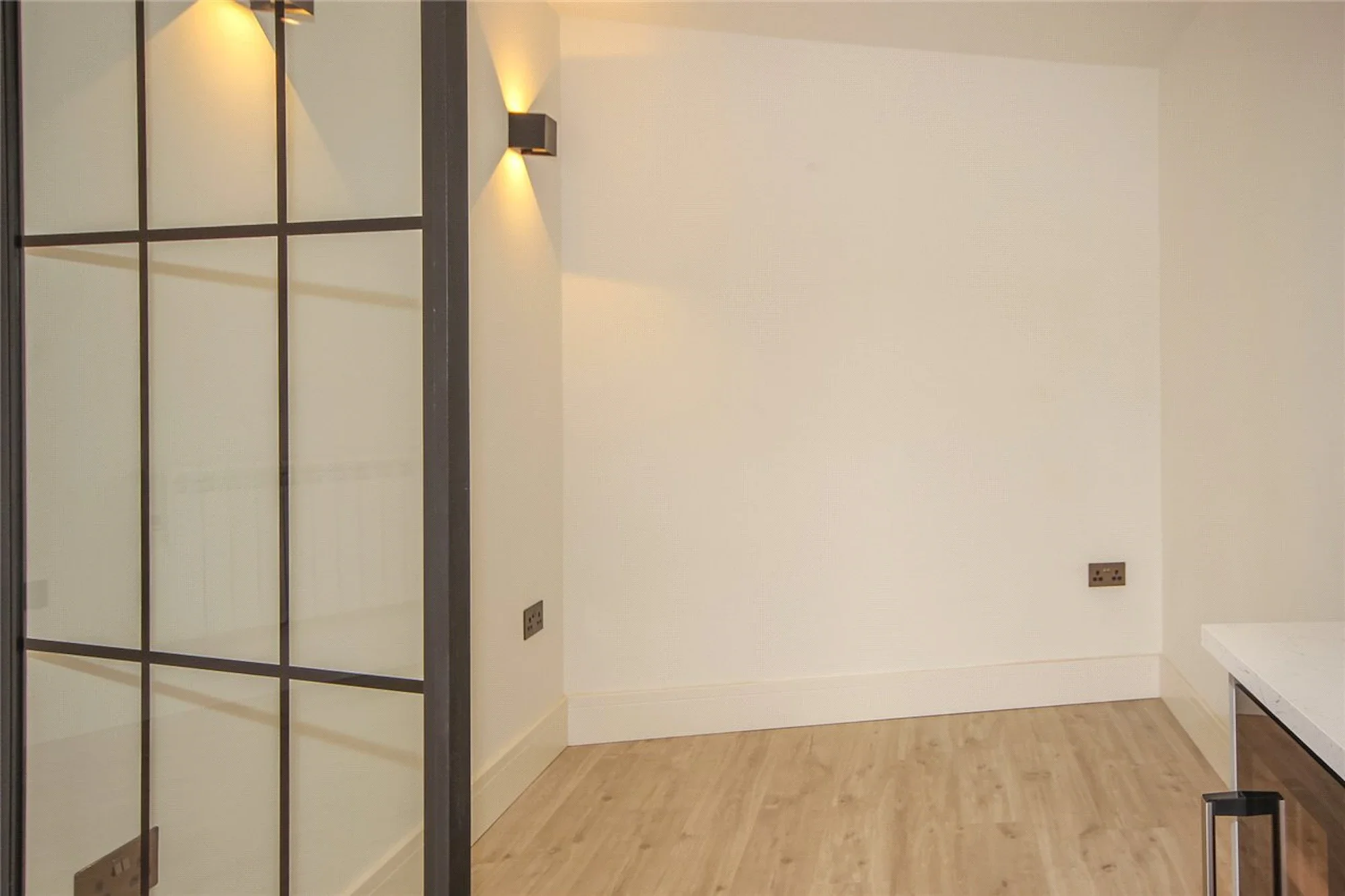 Flat Hatfield Road in St Albans