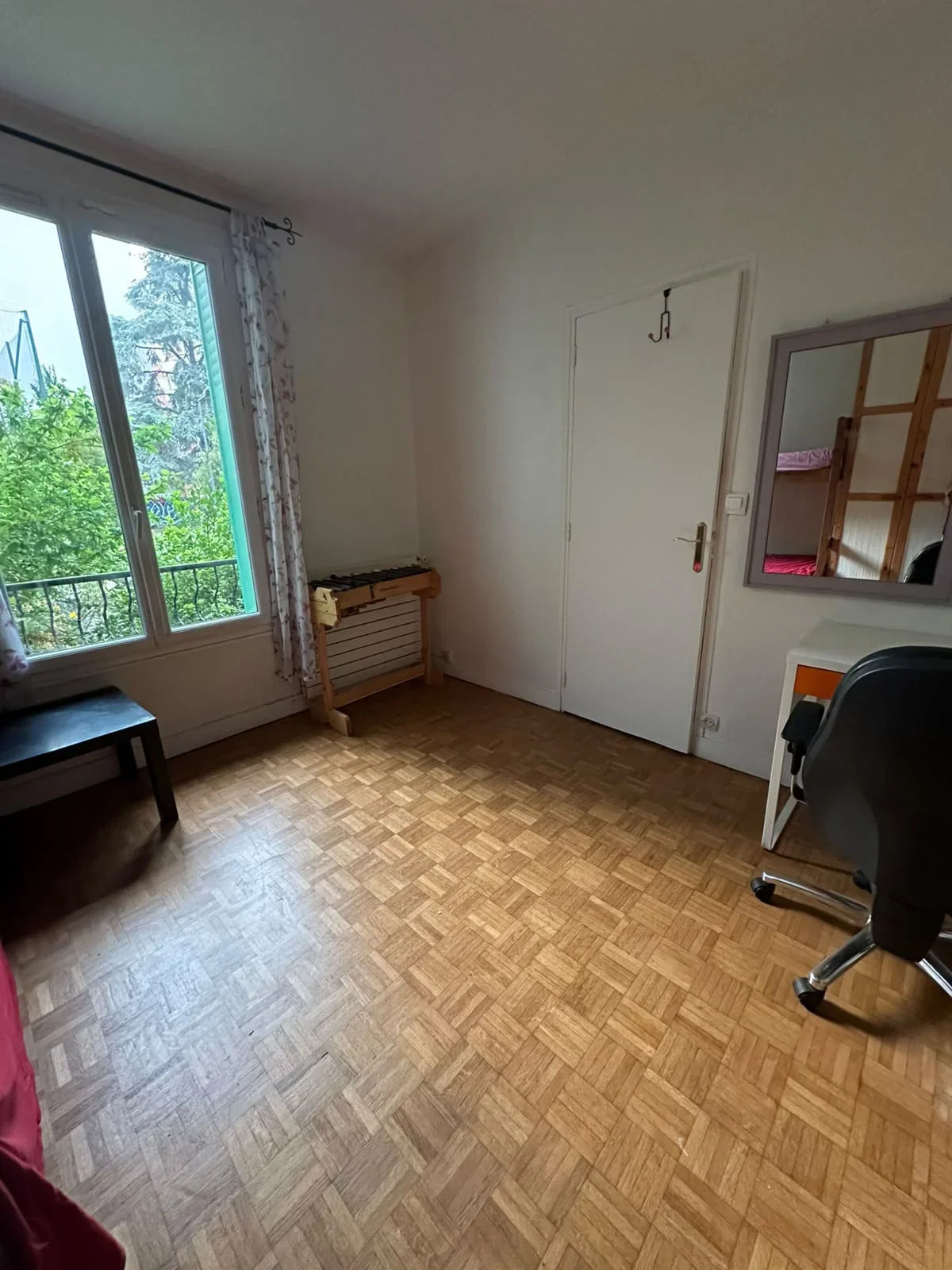 Chambre Rue de la Ferme à Montreuil