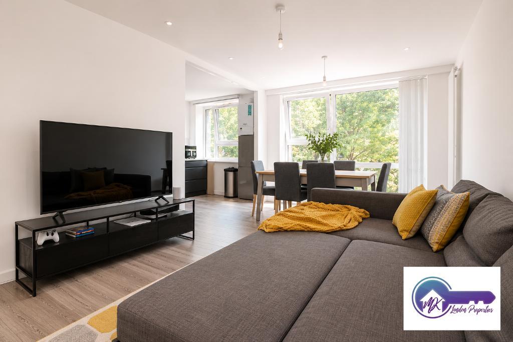 Flat Adelaide Road in Greater London