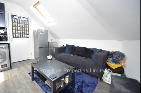 Flat Woodhouse Street in Leeds
