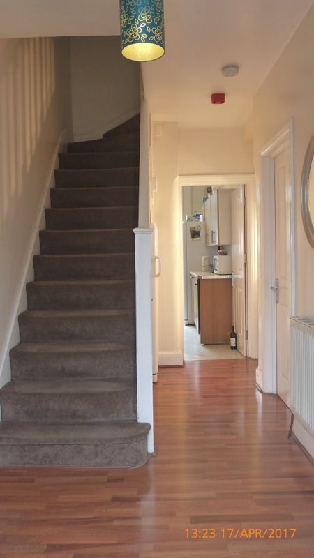 Room Harold Road in Greater London