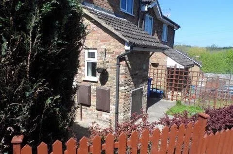 House Hexham Close in Sandhurst