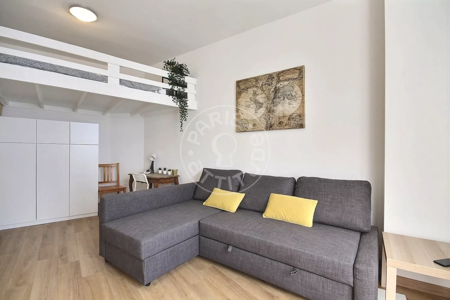 Appartement Rue Charles Moureu à Paris